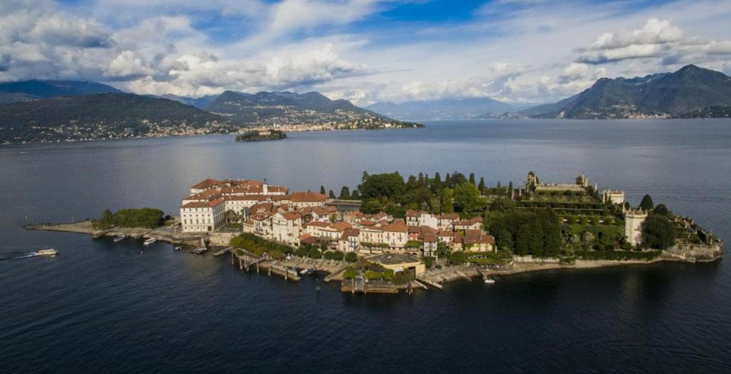 Isola Bella Apartments, Suite Stresa Eksteriør billede